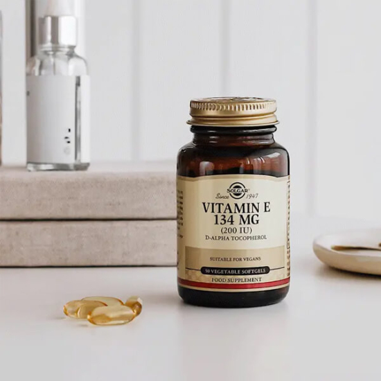 Solgar Vitamin E 200 IU 50 yumuşak kapsül şişesi d-alfa tokoferol 134 mg alfa TE şeker glüten süt ürünü içermez- 2